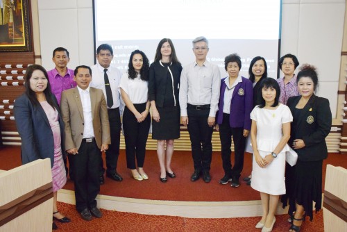 ตัวแทนจาก University of Southern Queensland เข้าติดตามผลการ MOU กับหลักสูตรการจัดการนวัตกรรมเพื่อการพัฒนา บัณฑิตวิทยาลัย มรภ.นศ.