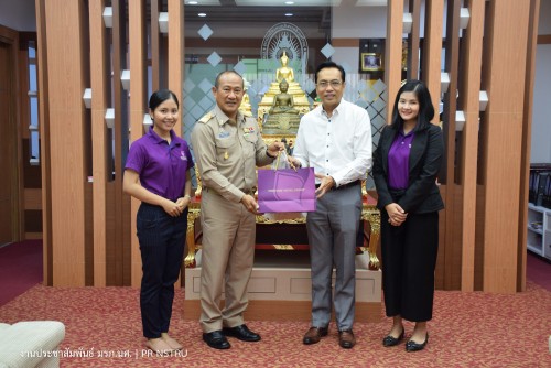 Representatives from Grand Fortune Hotel met the President of Nakhon Si Thammarat Rajabhat University.