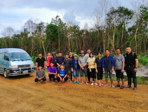 คณะมนุษยศาสตร์ฯ ร่วมกับอาจารย์และนักศึกษาหลักสูตรรัฐศาสตรบัณฑิต งานอาคารสถานที่และภูมิทัศน์ มรภ. นศ. ลงพื้นที่สำรวจแหล่งเรียนรู้ป่าสนสร้อย