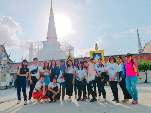 International Relations Department provided One Day Trip for the student teachers from Indonesia and Philippines under SEA-Teacher Project and English Major Students from the Faculty of Education