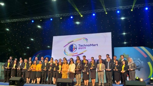 คณะวิทยาศาสตร์ฯ มรภ.นศ. ร่วมจัดนิทรรศการและรับโล่ในงาน Technomart 2019