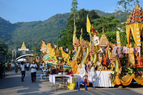 เทศบาลตำบลท่างิ้ว จับมือ ม.ราชภัฏนครฯ  สืบสานงานบุญประเพณีชักพระ17 - 18  ตุลาคม นี้