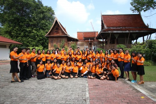 ผู้บริหาร มรภ.นศ. ปิดการอบรมภาษาอังกฤษ English Boot Camp รุ่น 15