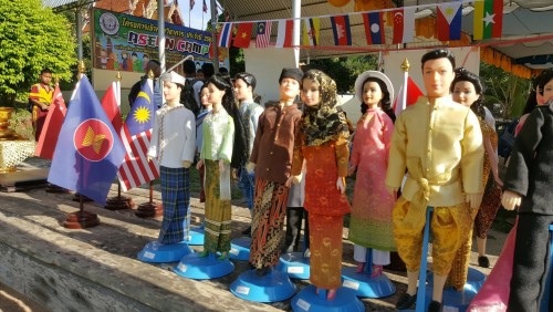 สาขาวิชาการท่องเที่ยวจัดกิจกรรมค่ายวิชาการ ASEAN Camp ณ โรงเรียนวัดเขาพนมไตรรัตน์